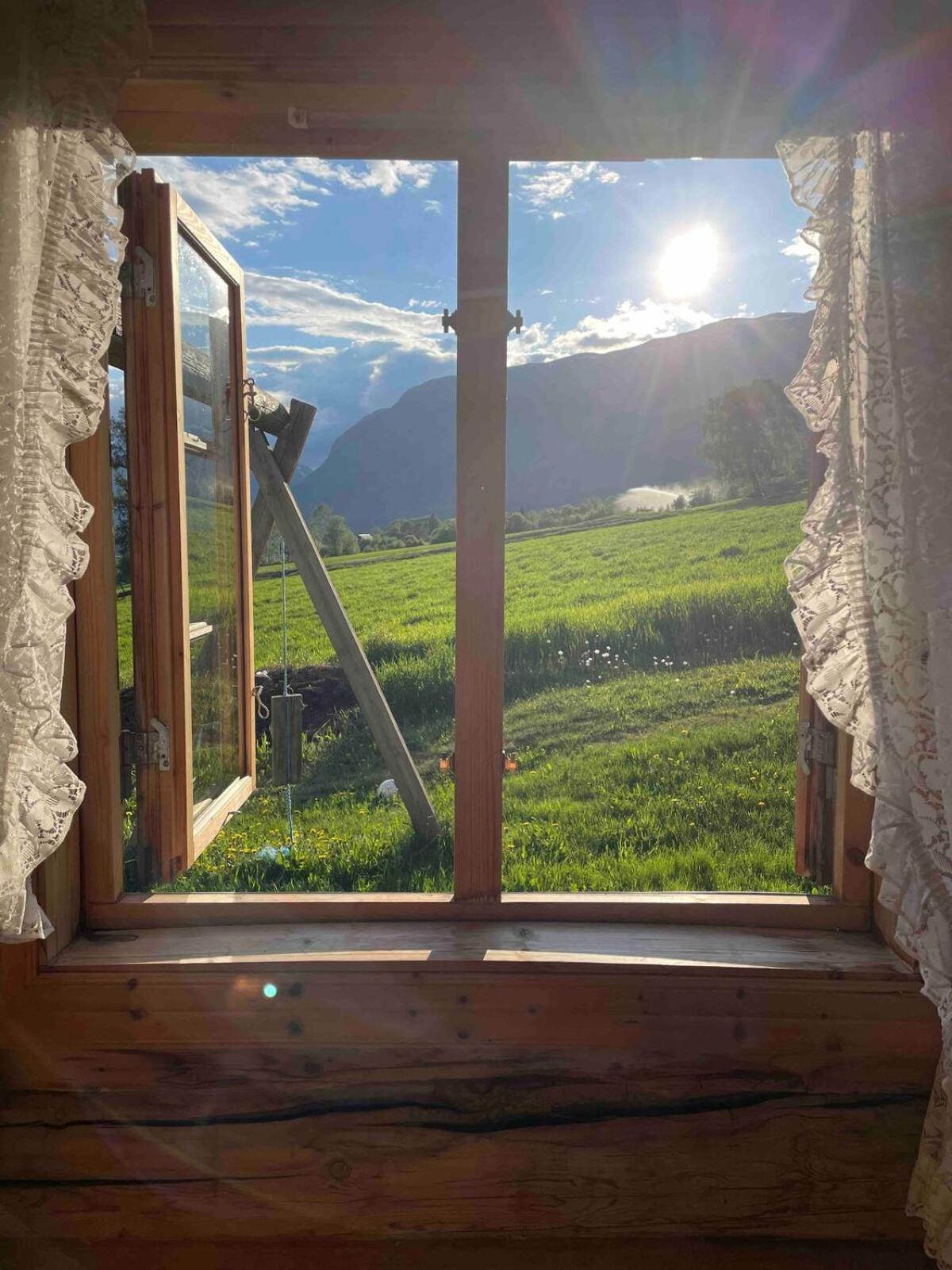 Stallen - Koselig Lite Hus Pa Gardstun Шок Экстерьер фото